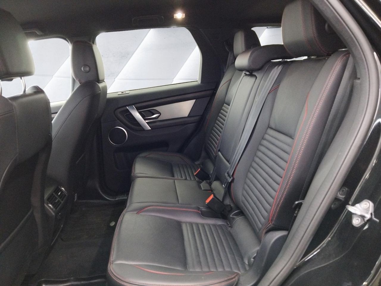 Foto Land-Rover Discovery Sport 7