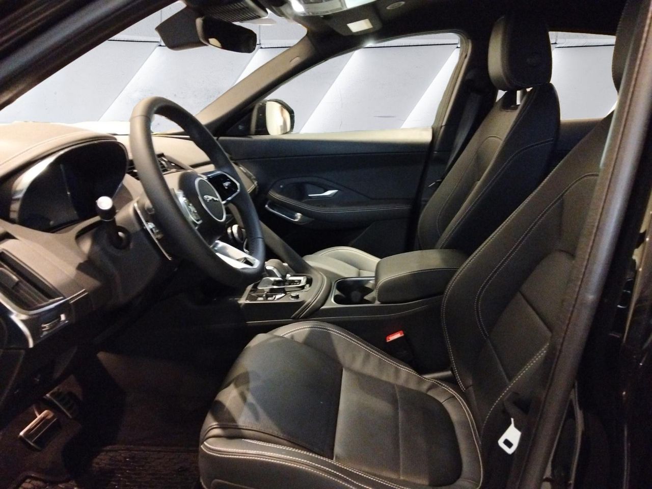 Foto Jaguar E-Pace 6