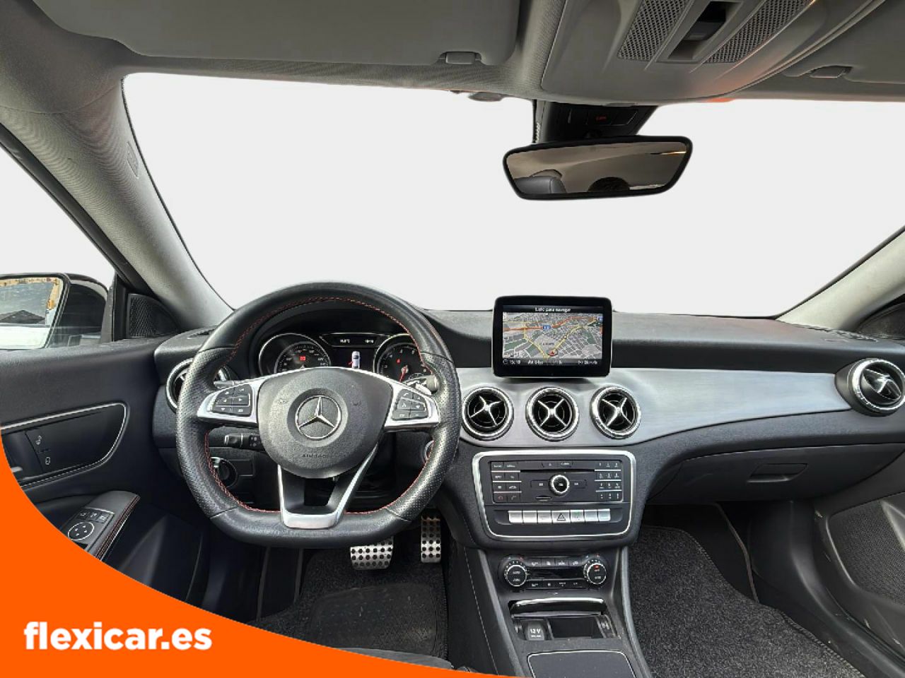 Foto Mercedes-Benz Clase CLA 13