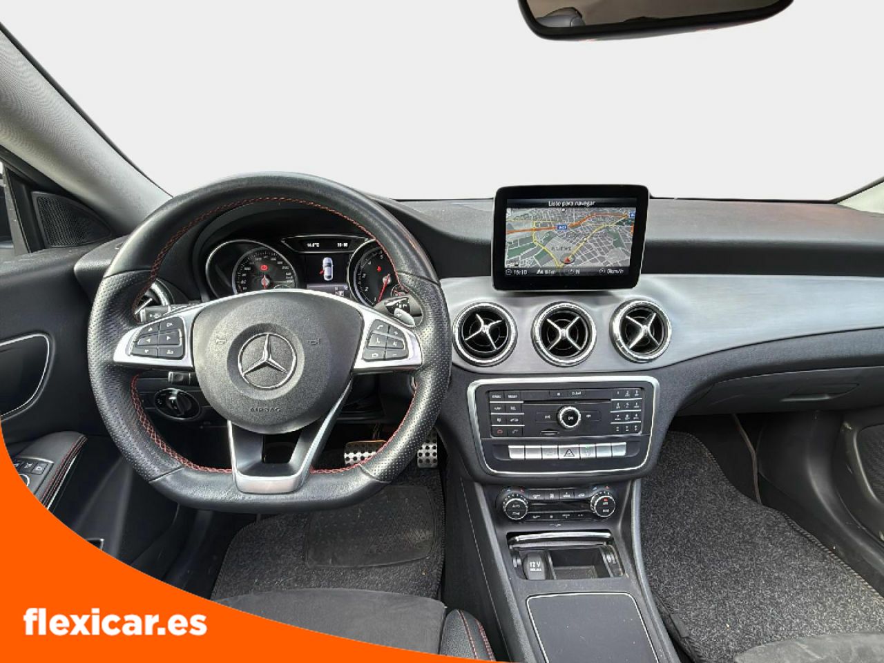 Foto Mercedes-Benz Clase CLA 17