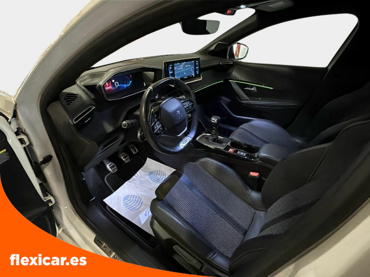 Foto Peugeot 208 10