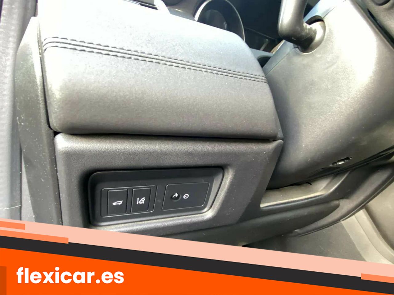 Foto Land-Rover Discovery Sport 18