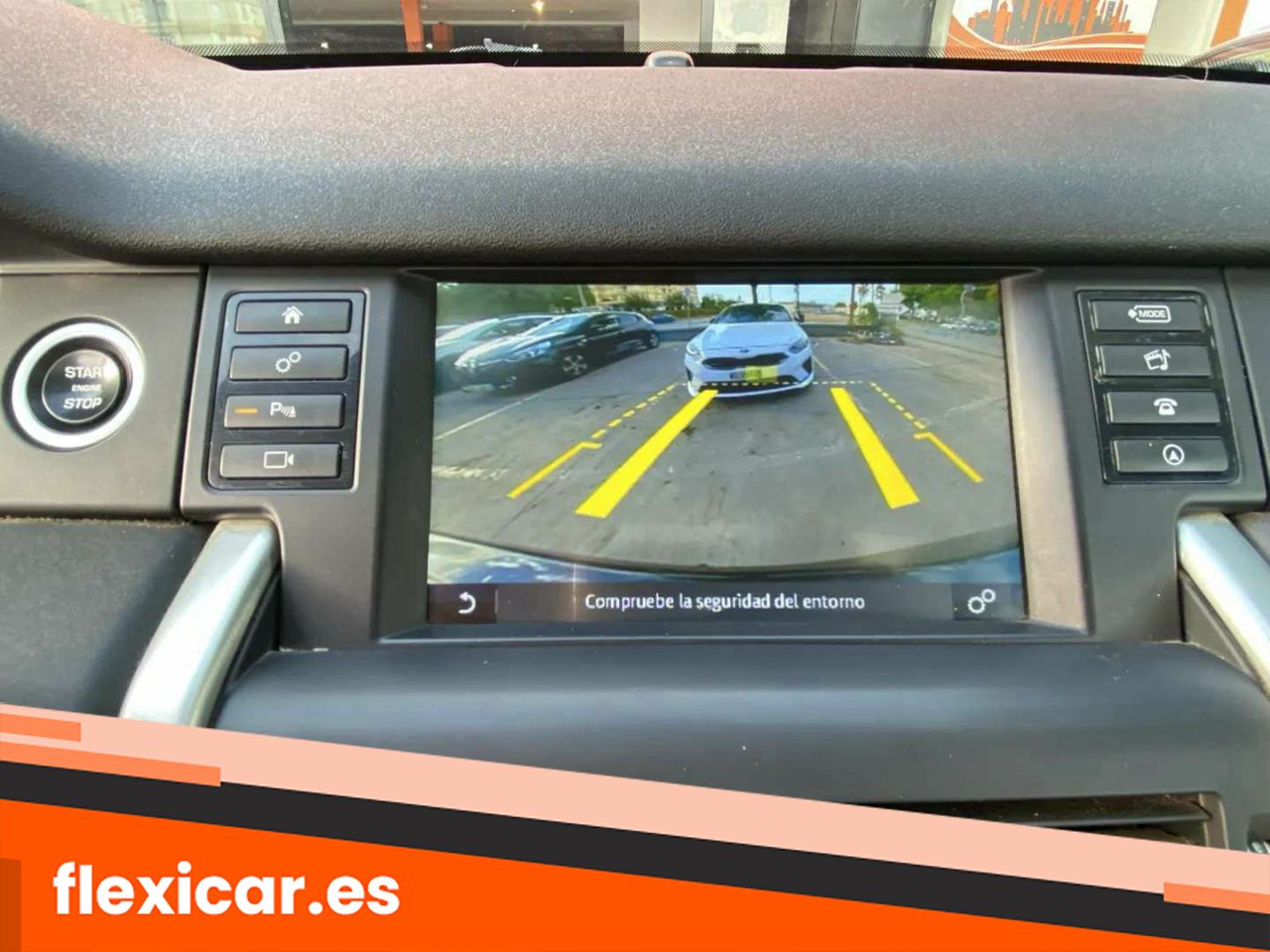 Foto Land-Rover Discovery Sport 21