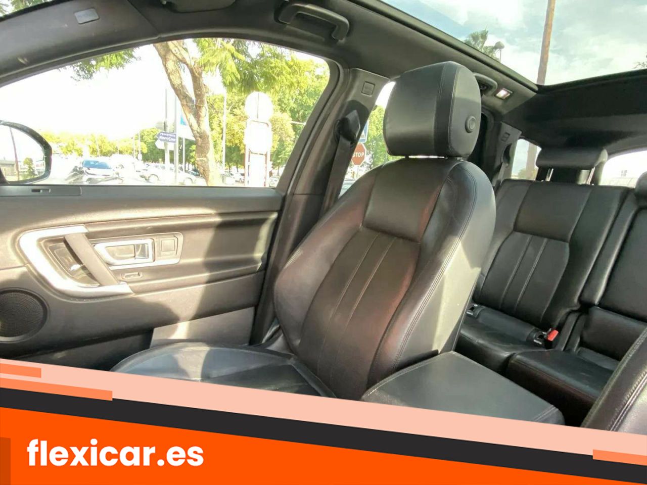 Foto Land-Rover Discovery Sport 24