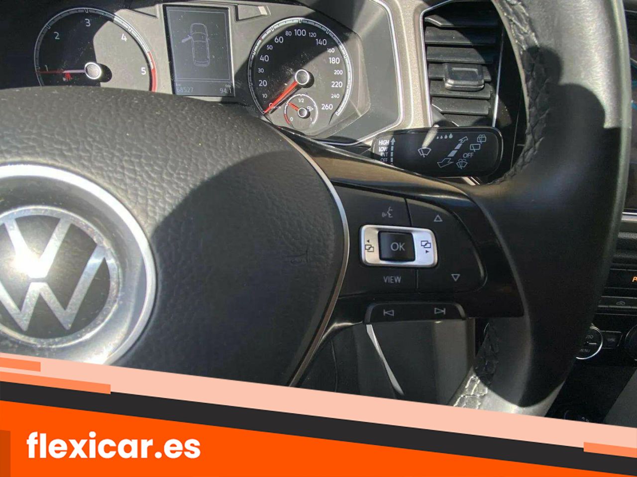 Foto Volkswagen T-Roc 28