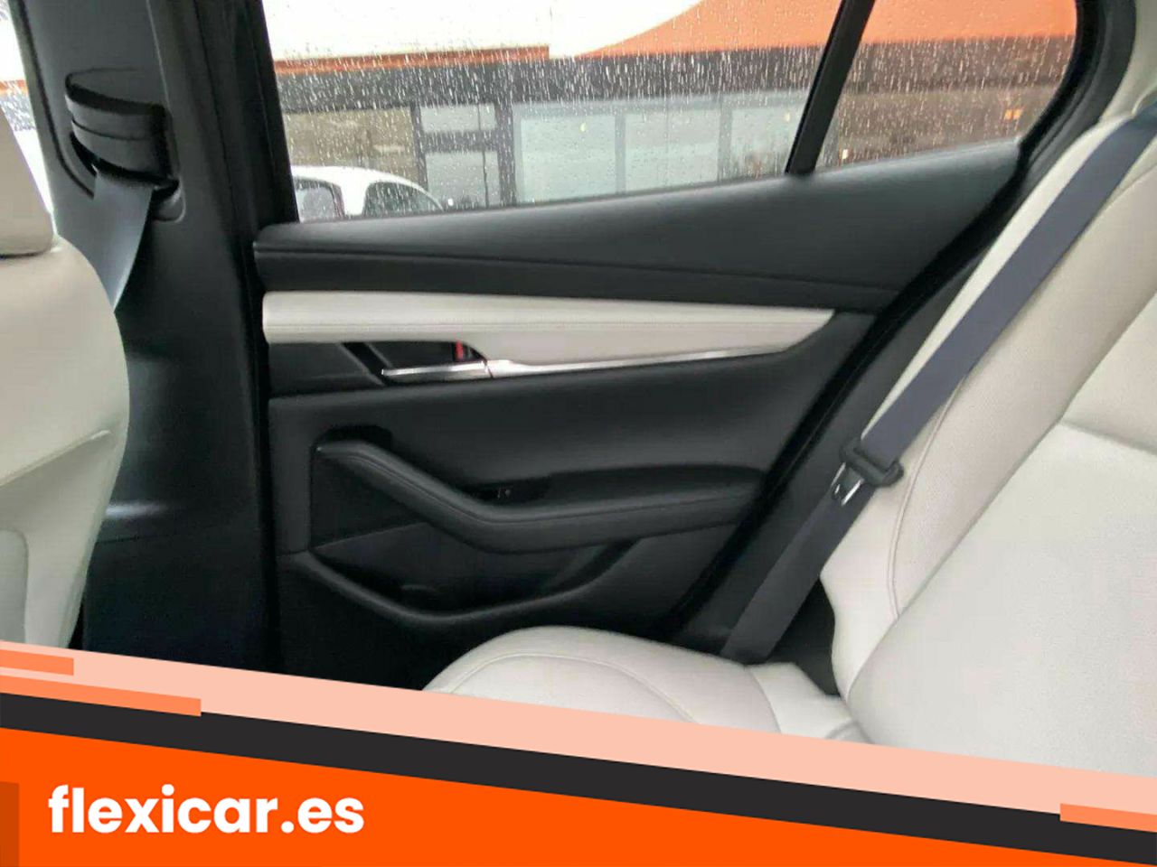 Foto Mazda Mazda3 28