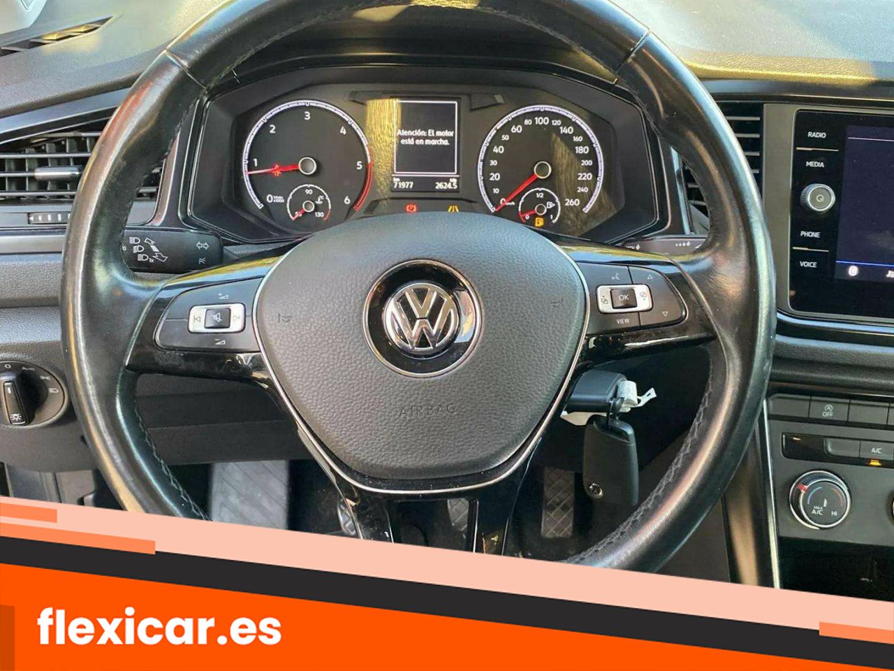 Foto Volkswagen T-Roc 12