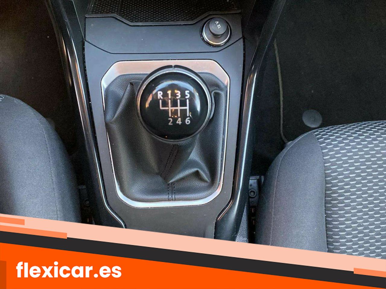 Foto Volkswagen T-Roc 22