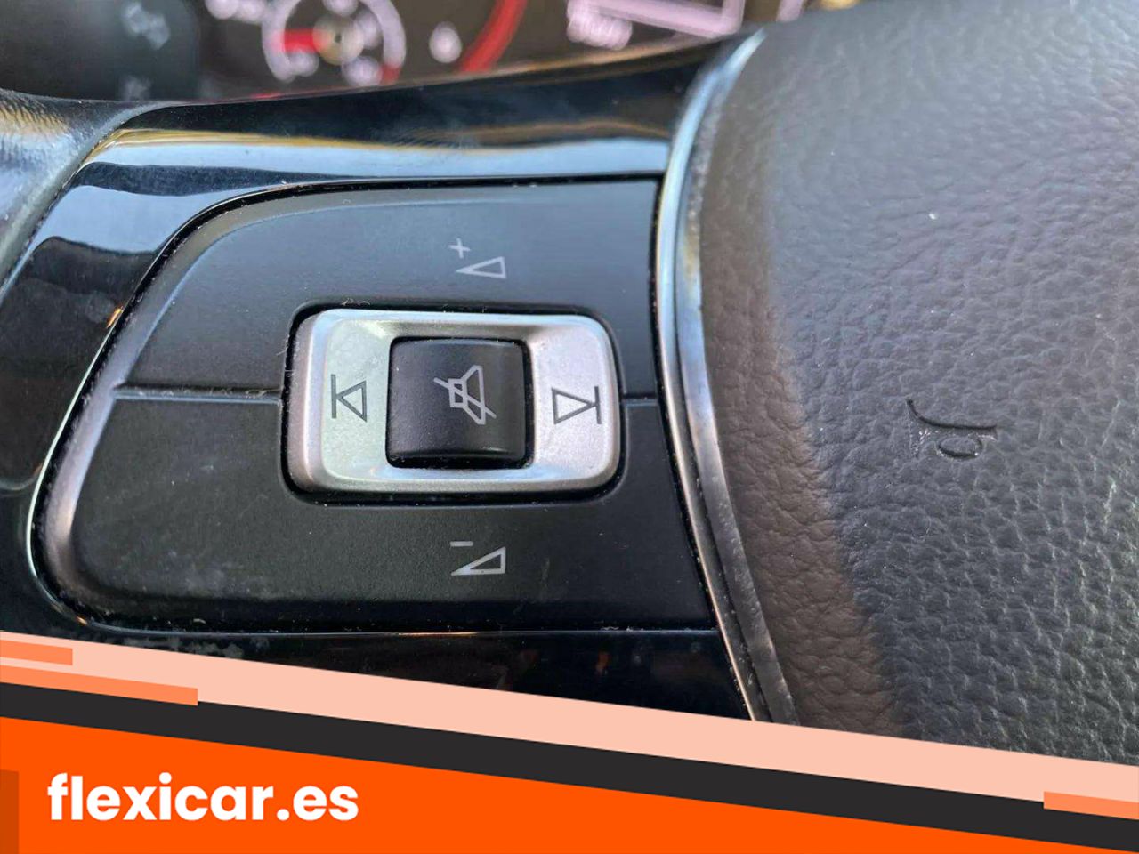 Foto Volkswagen T-Roc 26