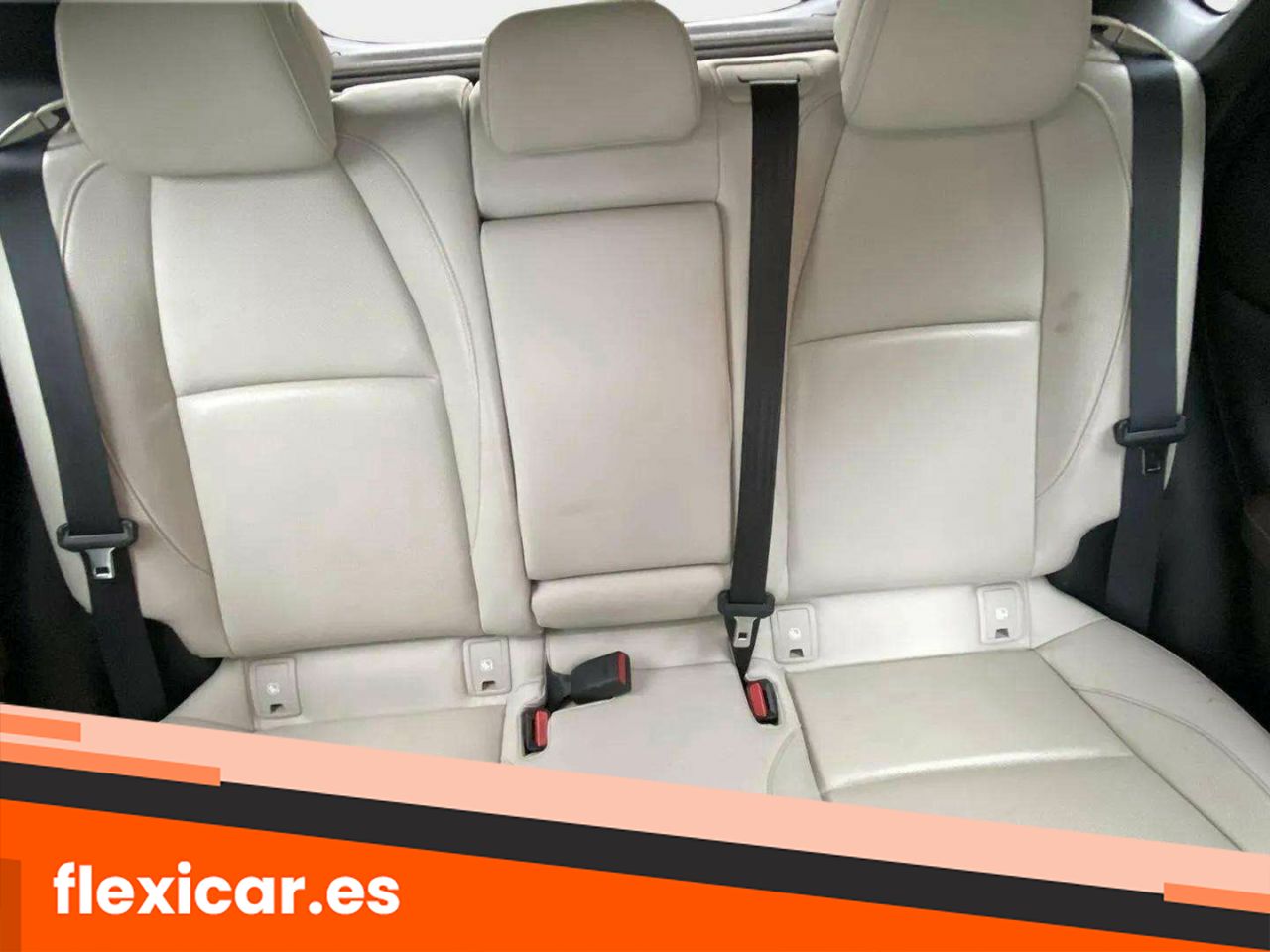 Foto Mazda CX-30 16