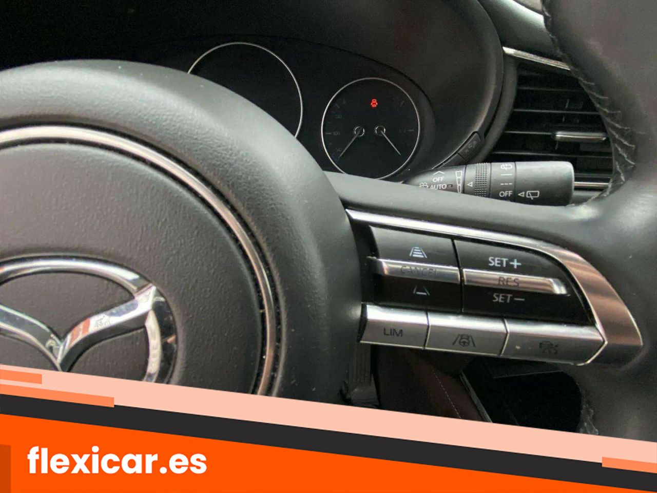 Foto Mazda CX-30 27