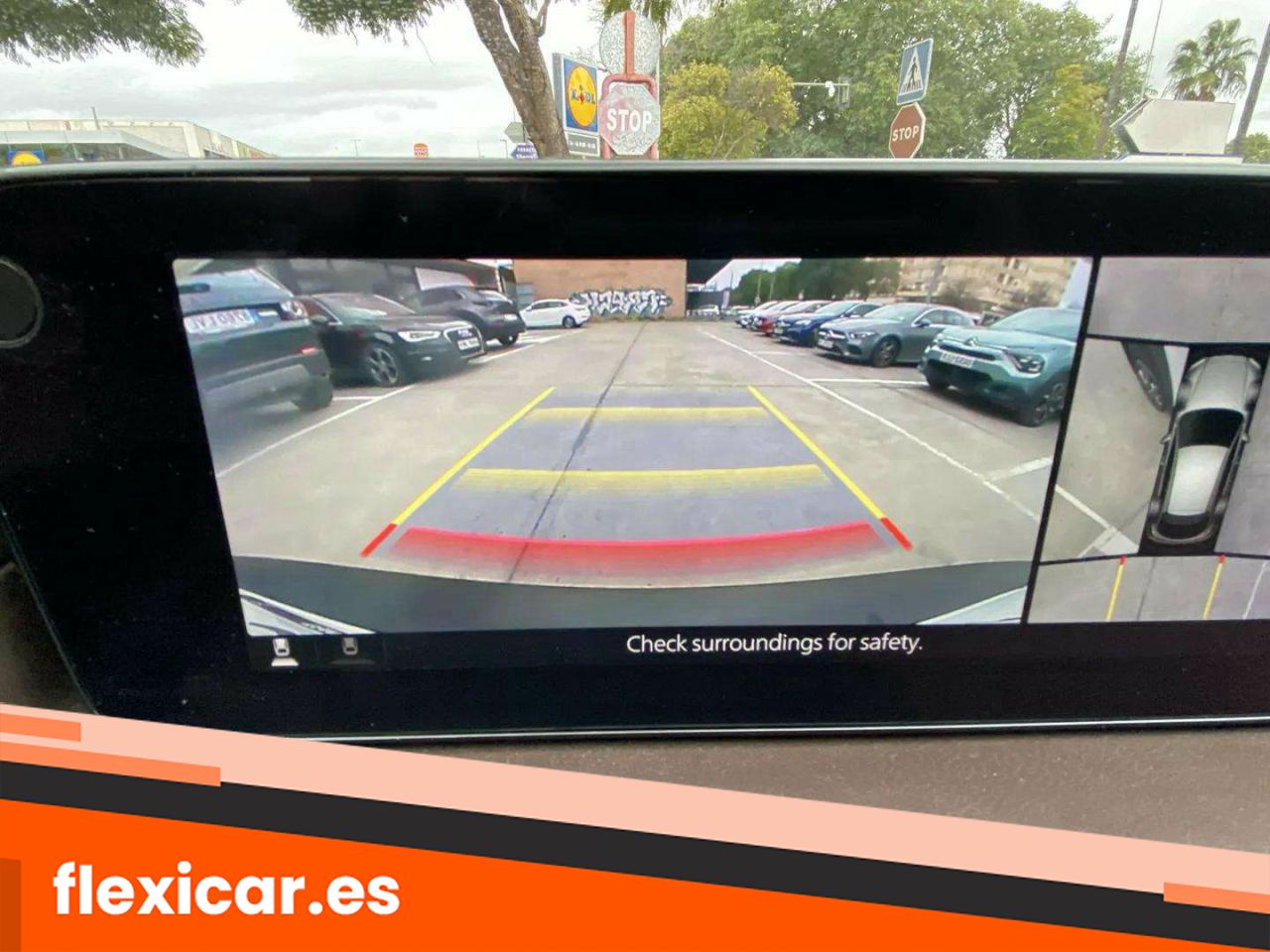 Foto Mazda CX-30 28