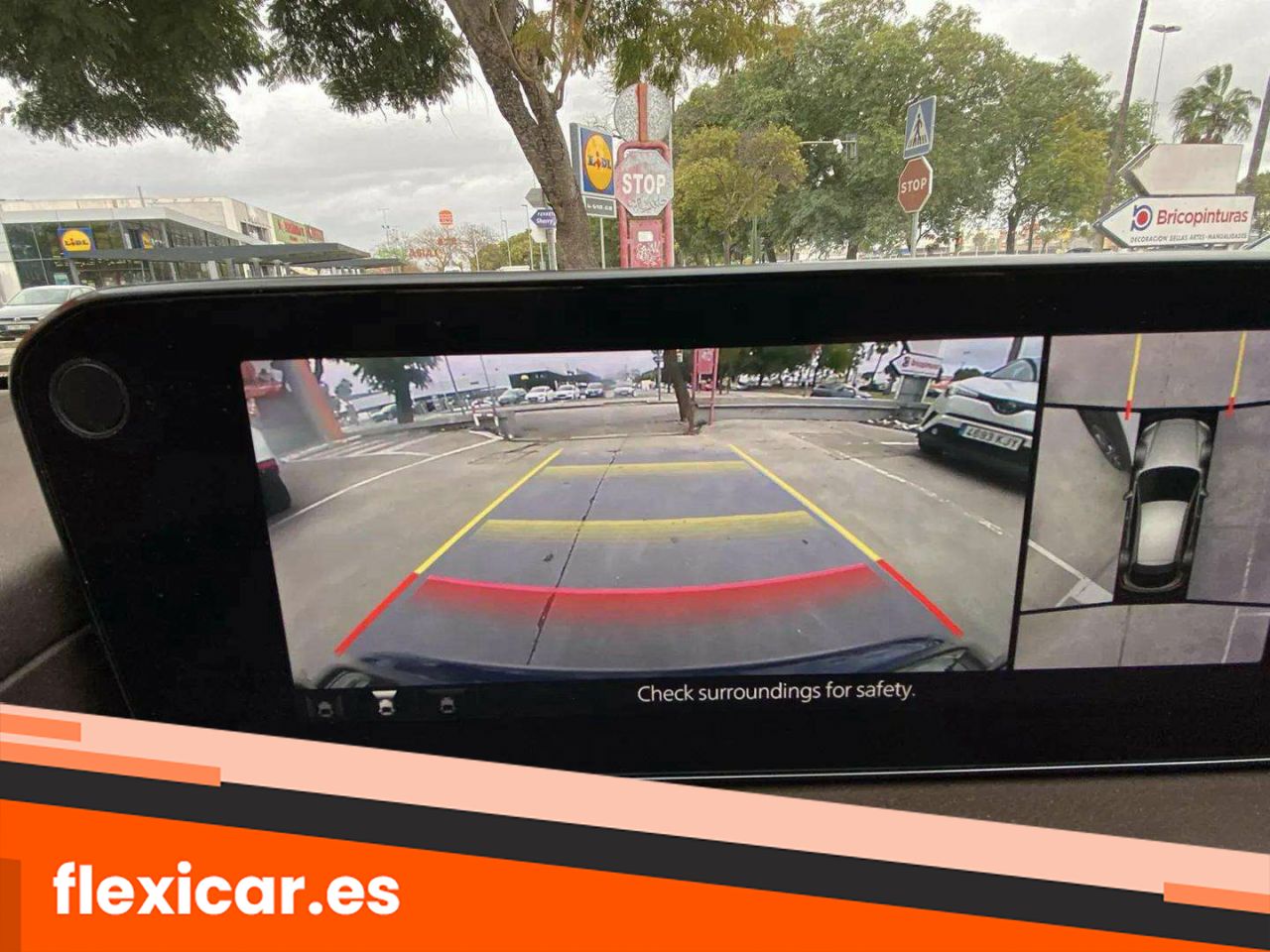 Foto Mazda CX-30 29