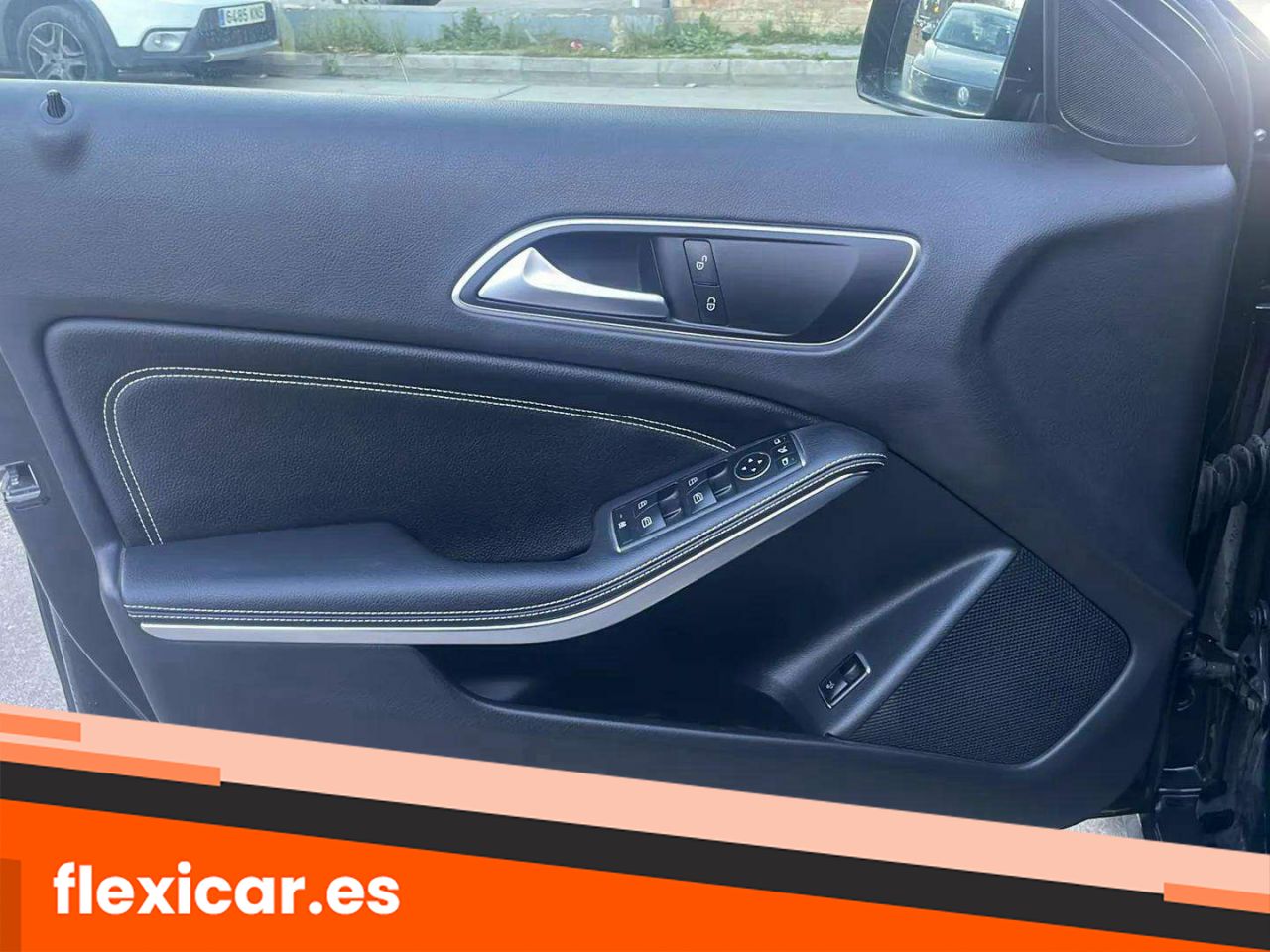 Foto Mercedes-Benz Clase GLA 27