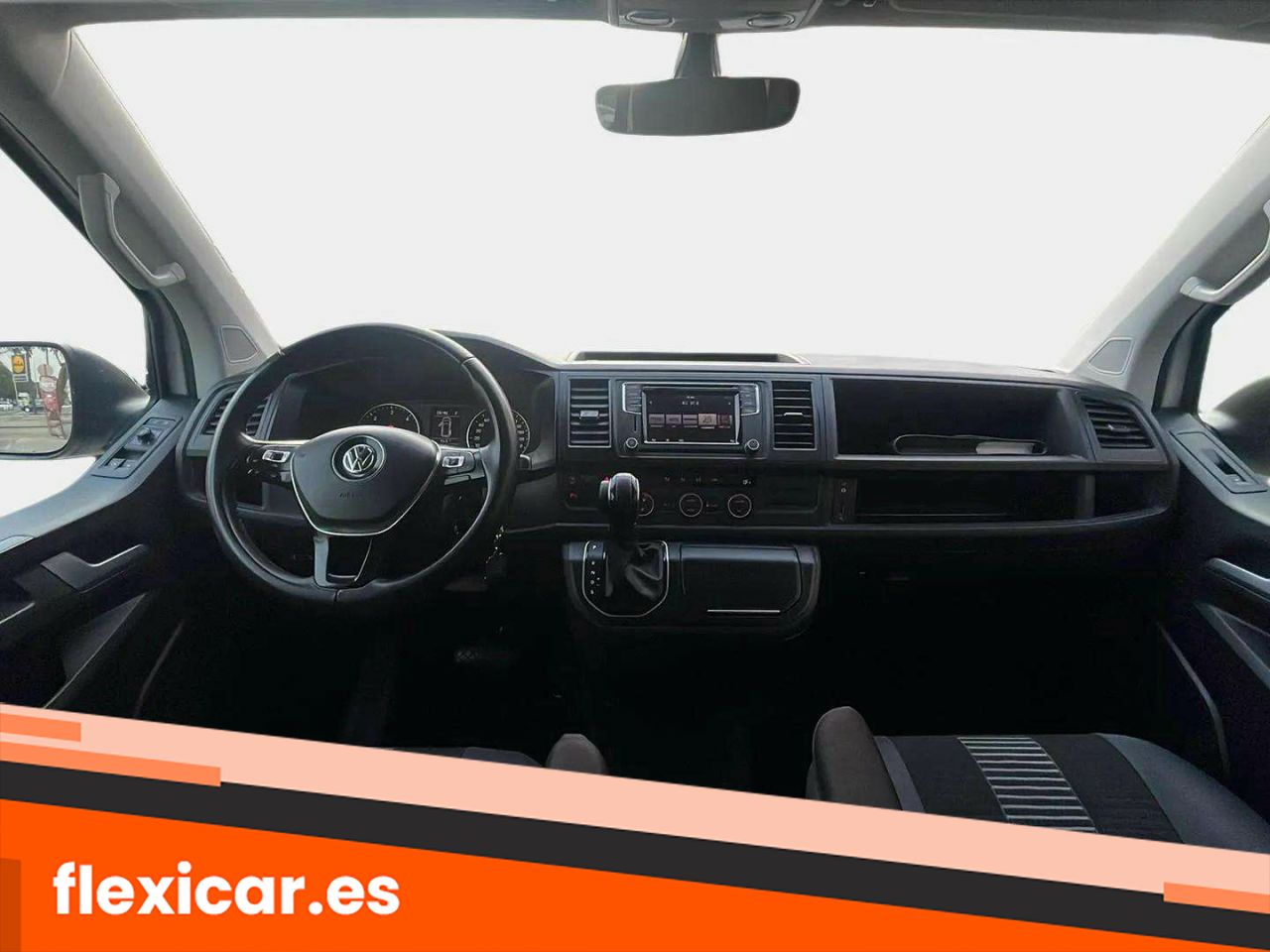 Foto Volkswagen Multivan 9