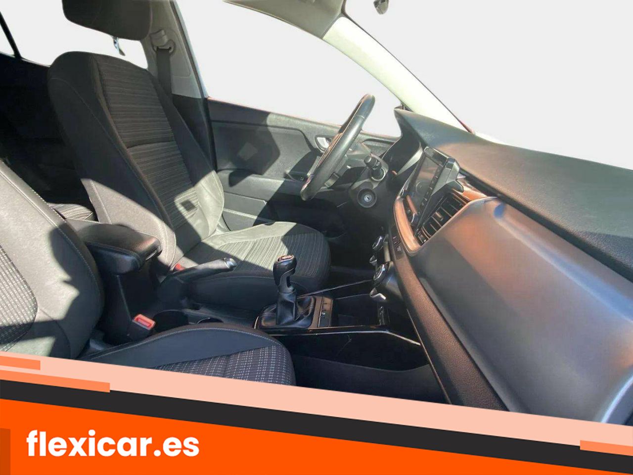 Foto Kia Stonic 14