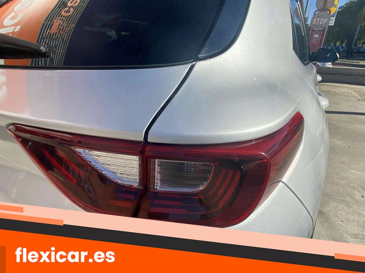 Foto Kia Stonic 21
