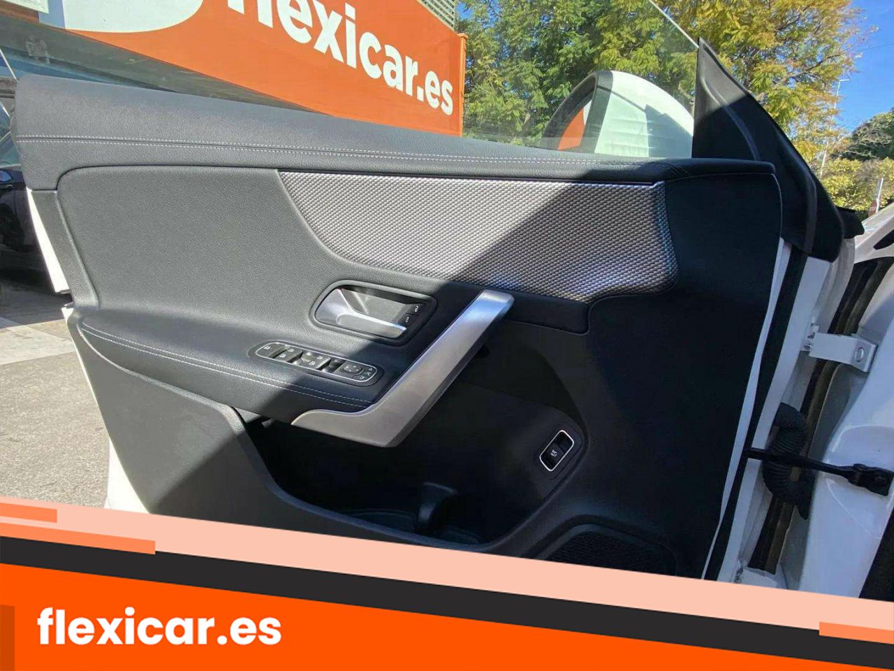Foto Mercedes-Benz Clase CLA 23