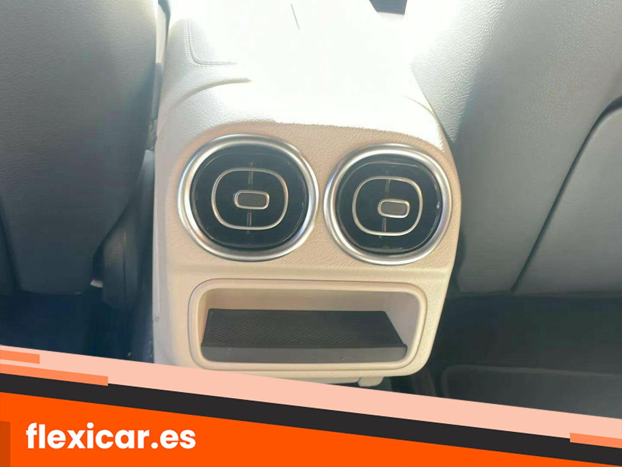 Foto Mercedes-Benz Clase C 30