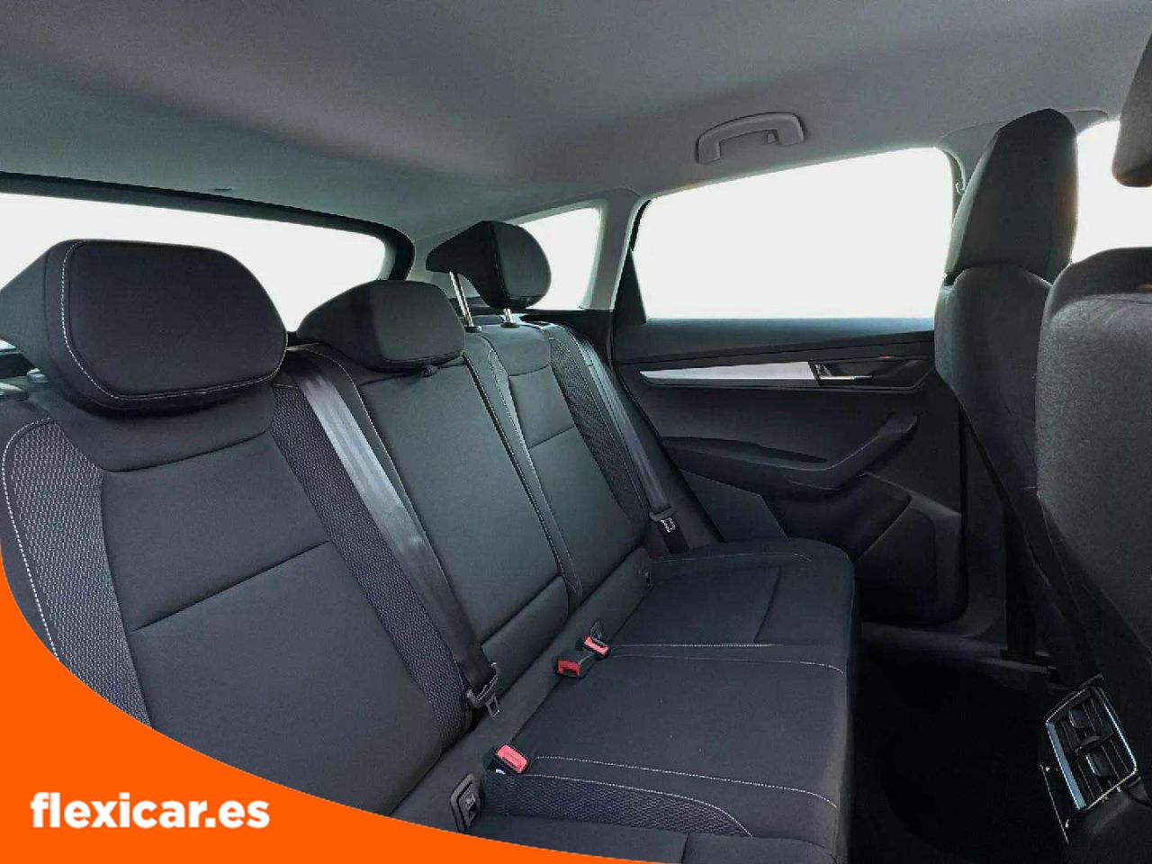 Foto Skoda Karoq 12