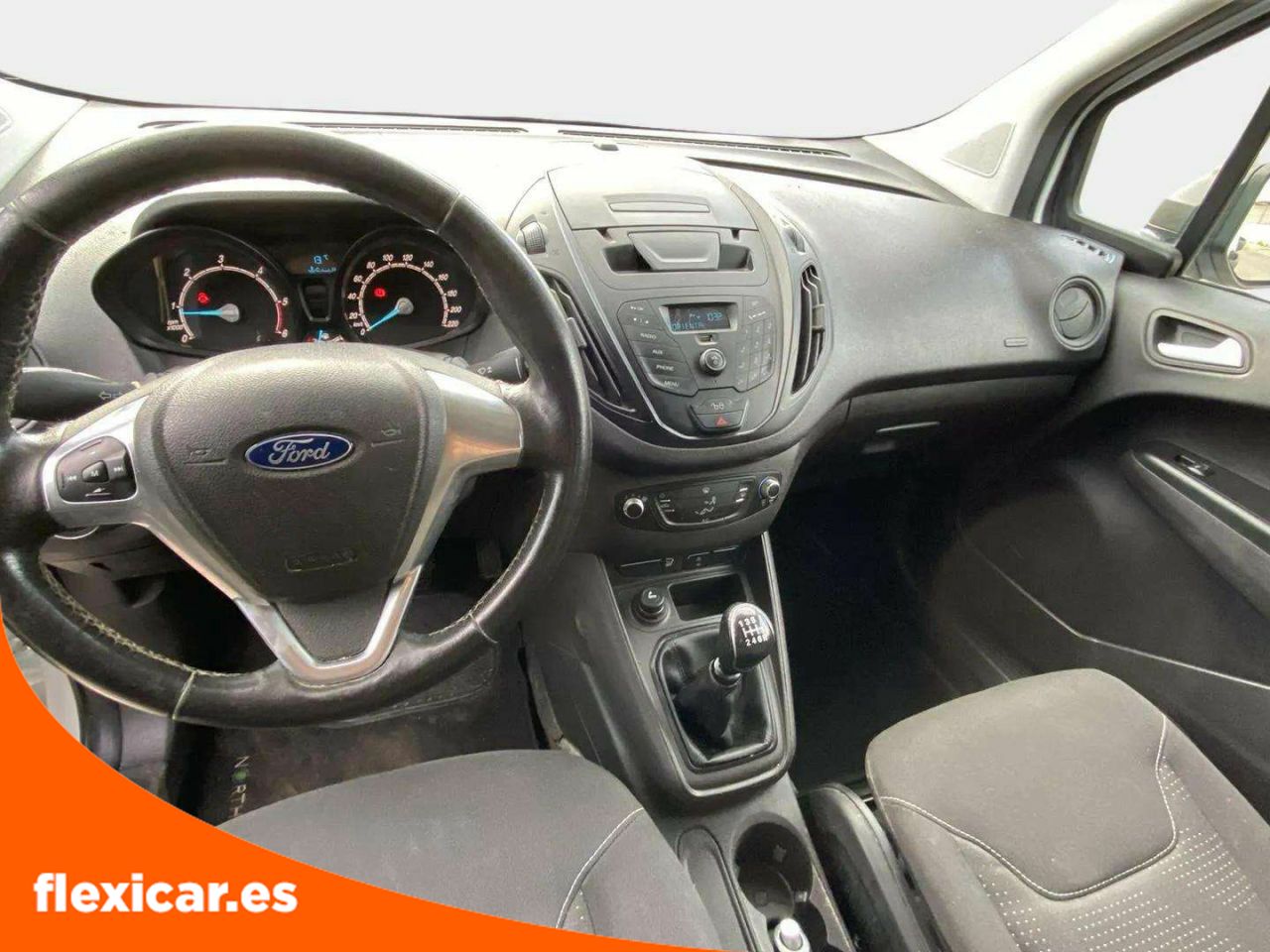 Foto Ford Tourneo Courier 10