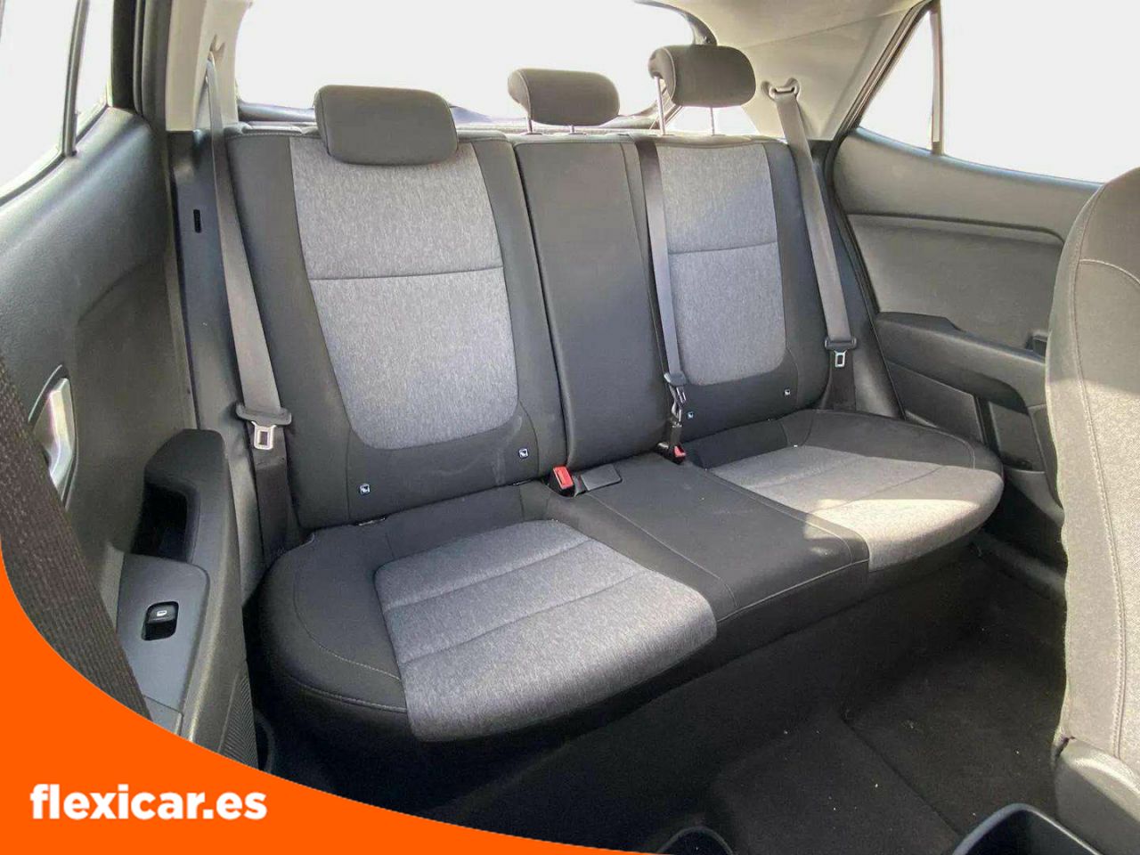 Foto Kia Stonic 17