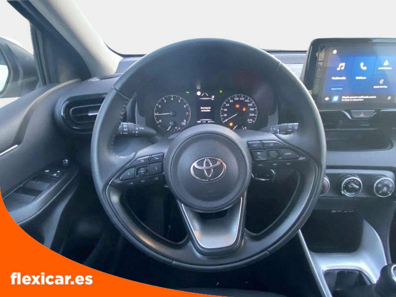 Foto Toyota Yaris 12