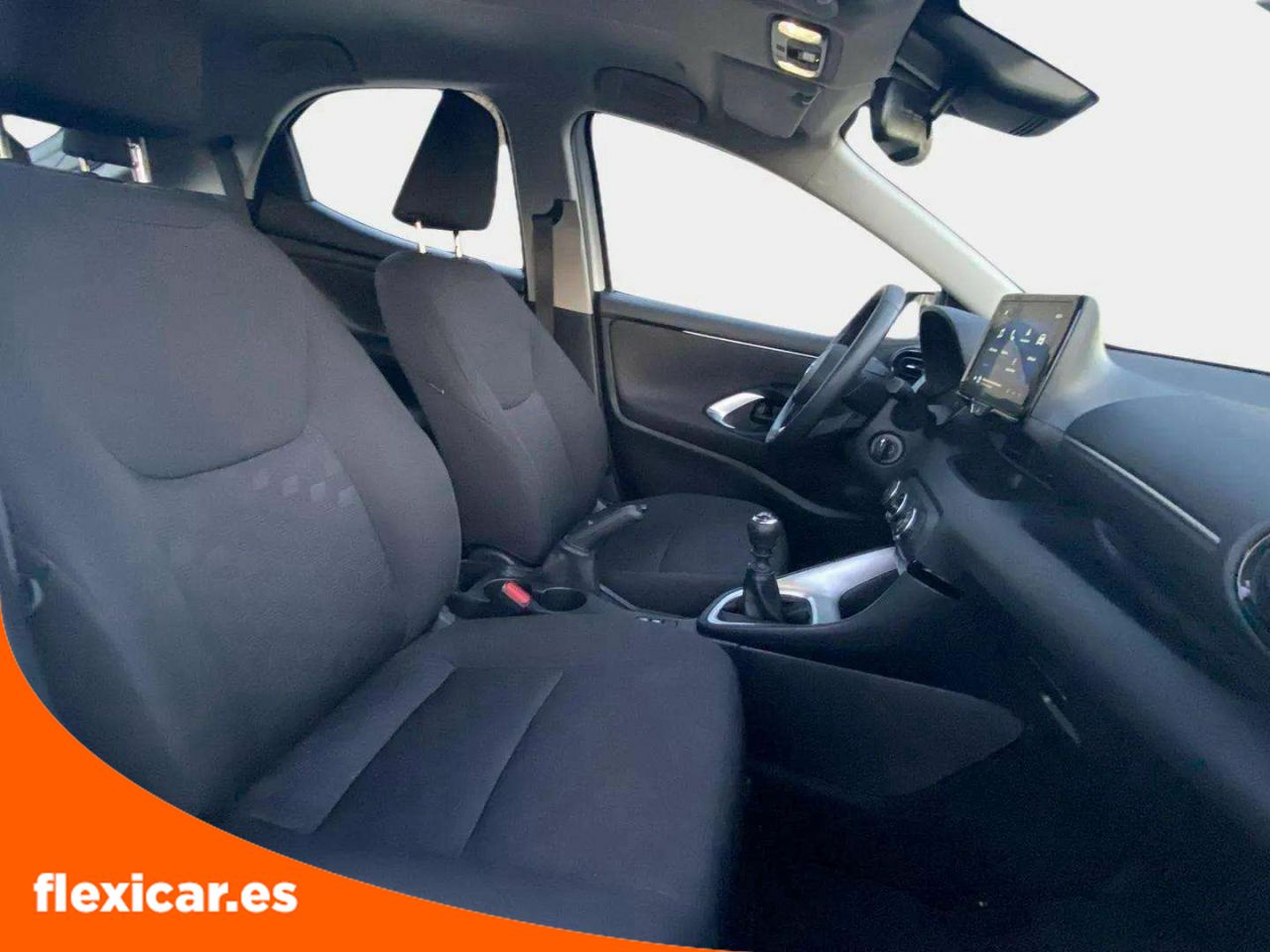Foto Toyota Yaris 14