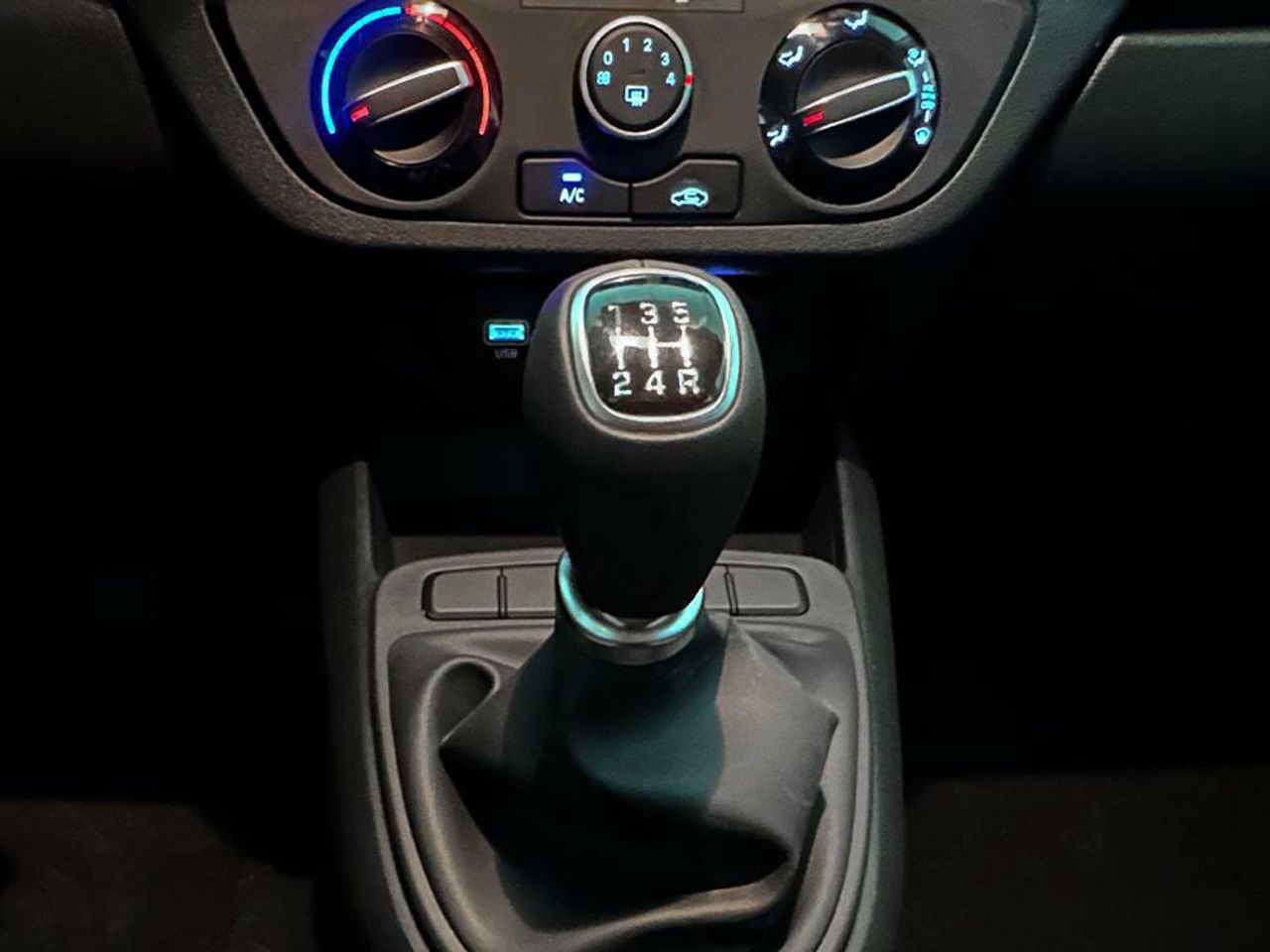Foto Hyundai i10 11