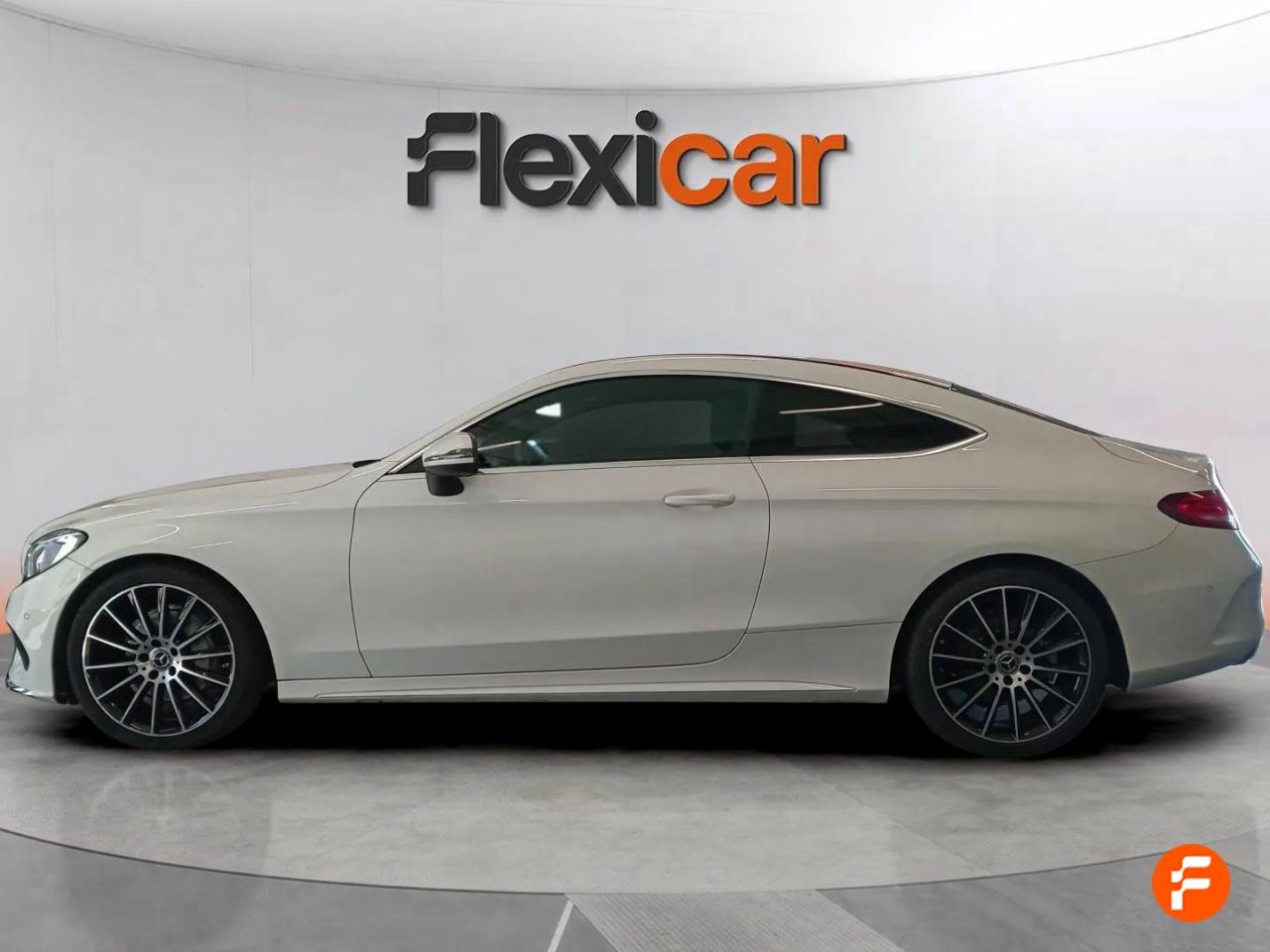 Foto Mercedes-Benz Clase C 2