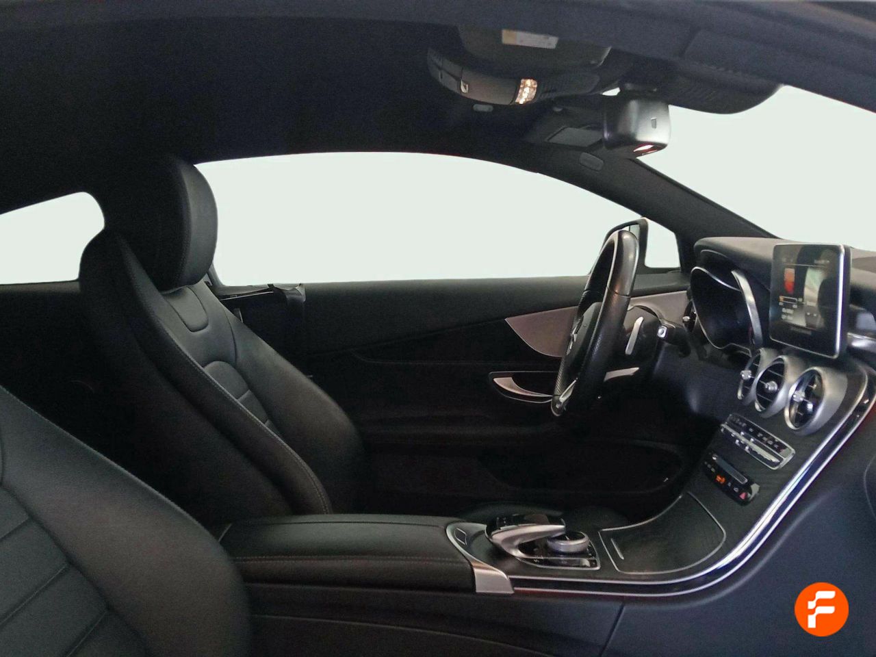 Foto Mercedes-Benz Clase C 14