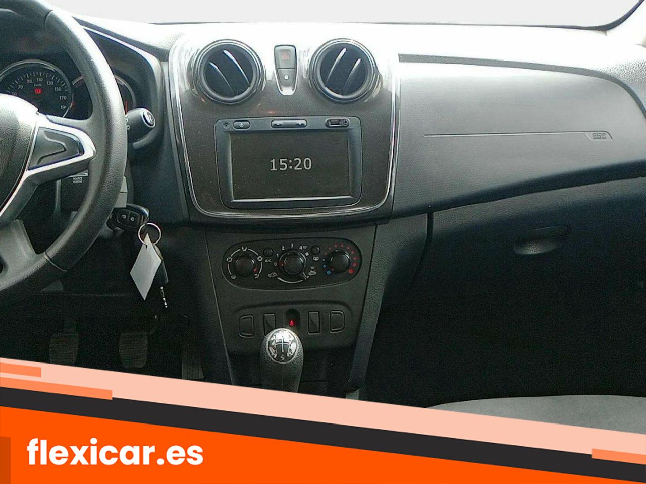 Foto Dacia Sandero 11
