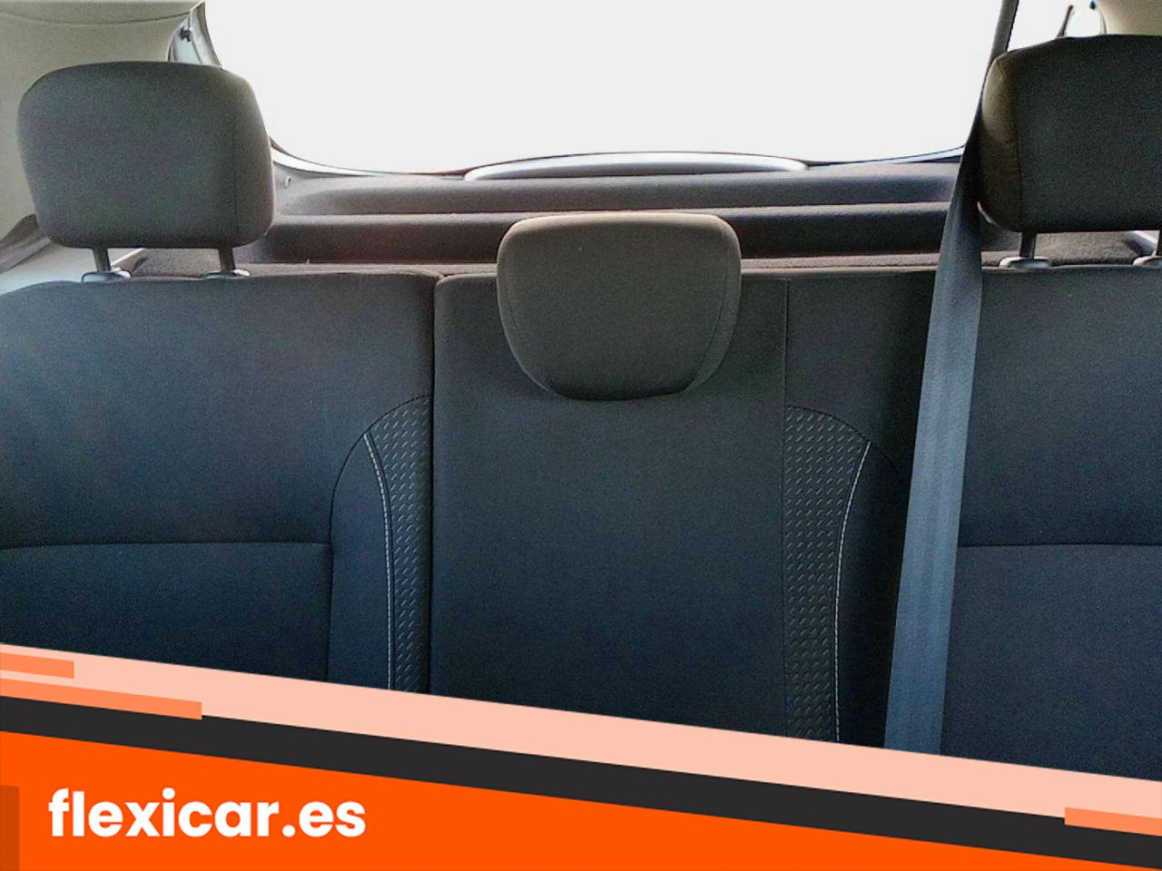 Foto Dacia Sandero 14