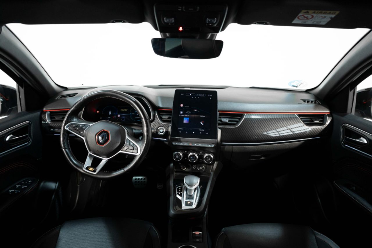 Foto Renault Arkana 24