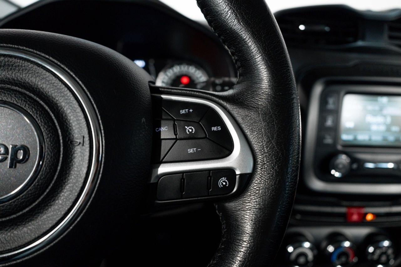 Foto Jeep Renegade 16