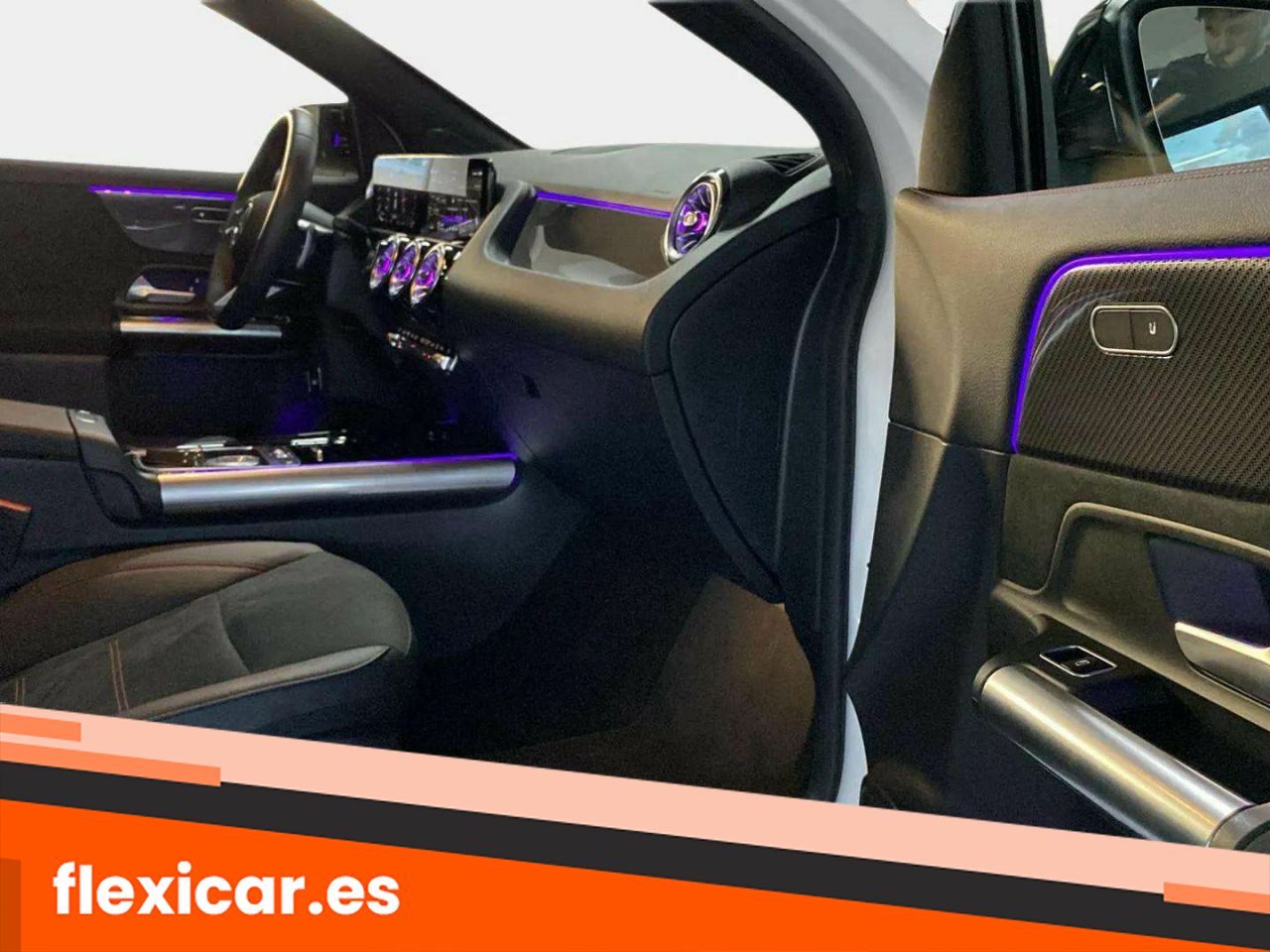 Foto Mercedes-Benz Clase GLA 17