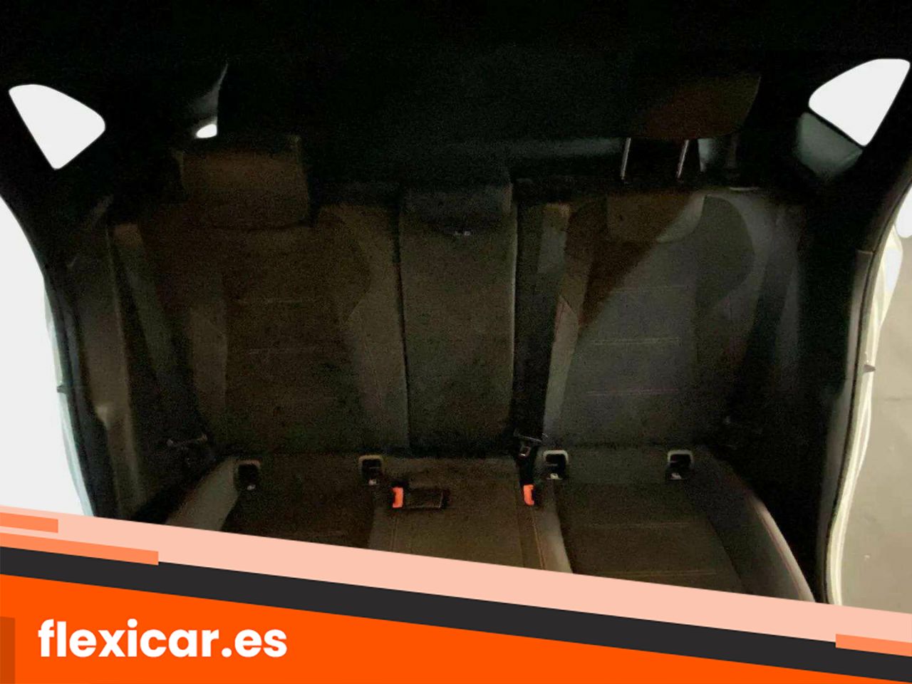 Foto Mercedes-Benz Clase GLA 19