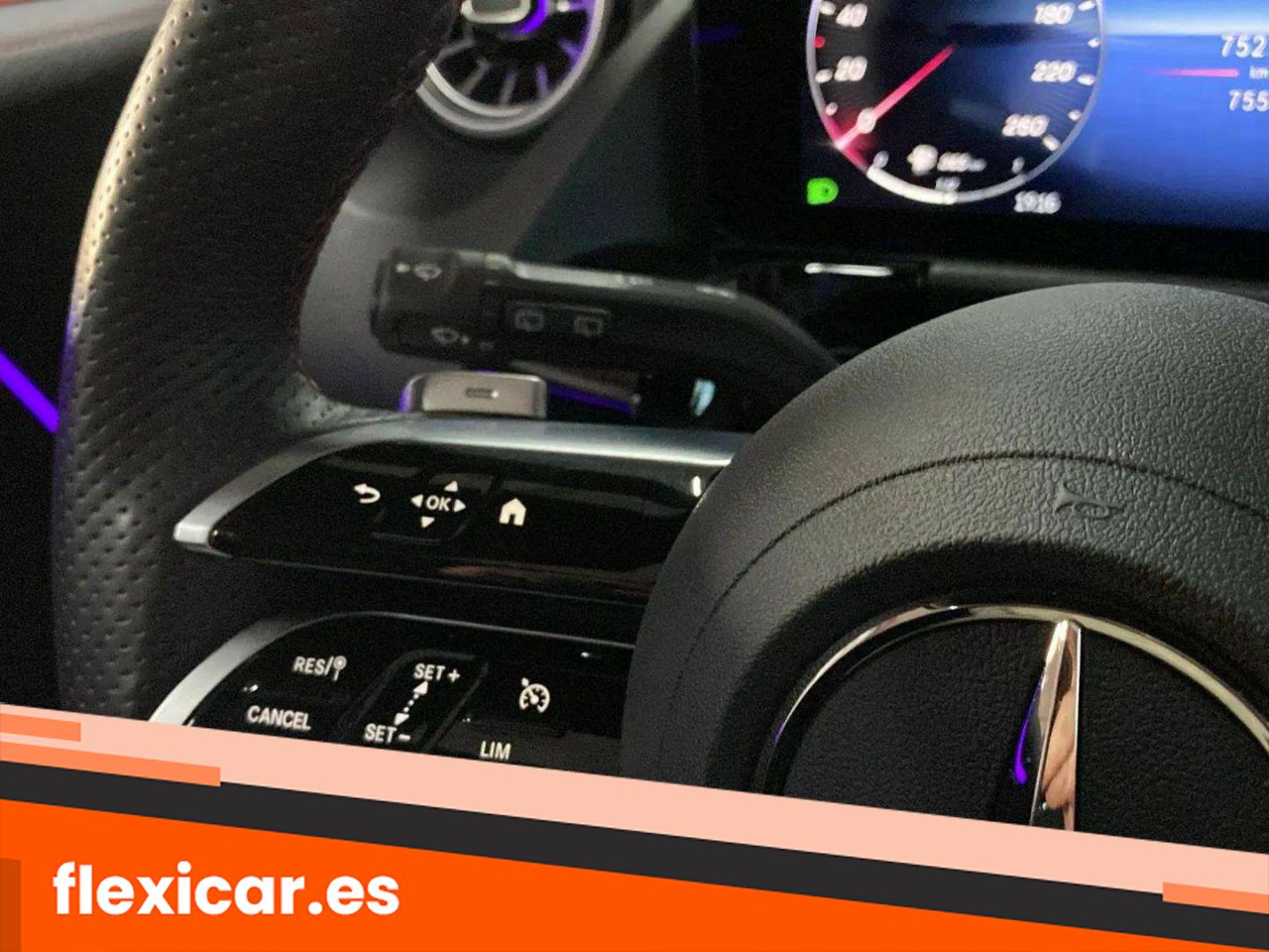 Foto Mercedes-Benz Clase GLA 26