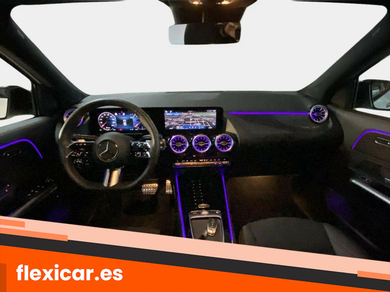 Foto Mercedes-Benz Clase GLA 29