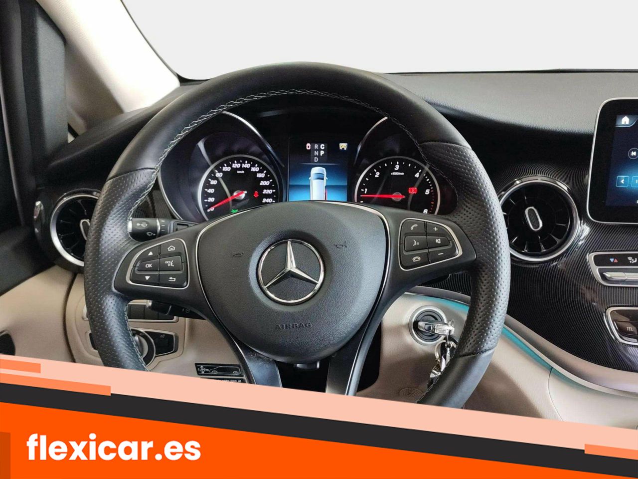 Foto Mercedes-Benz Clase V 12
