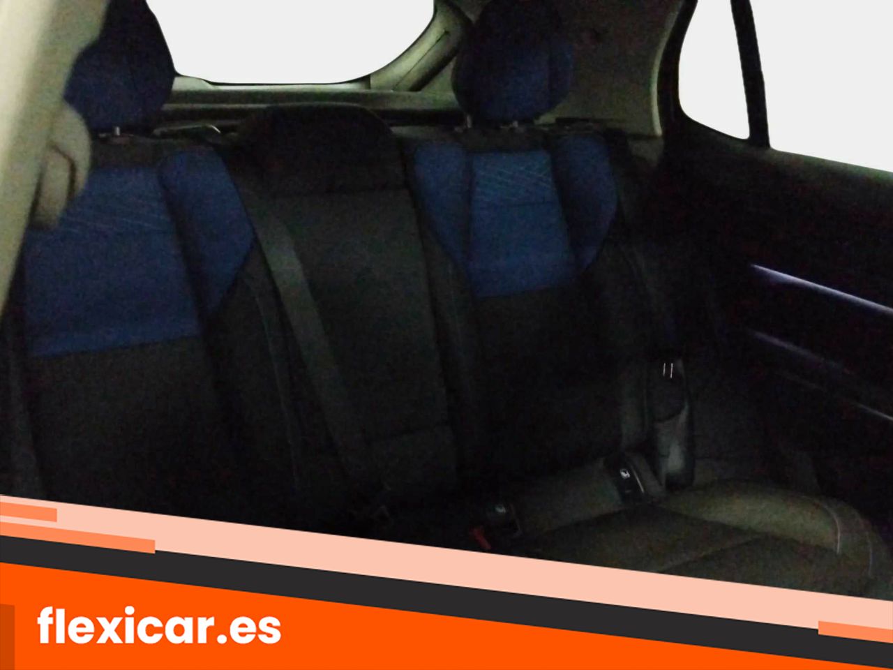 Foto LYNK&CO 01 15