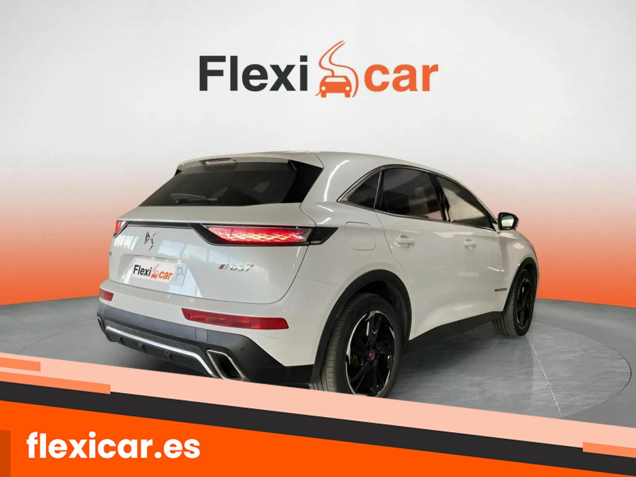 Foto DS Automobiles DS 7 7