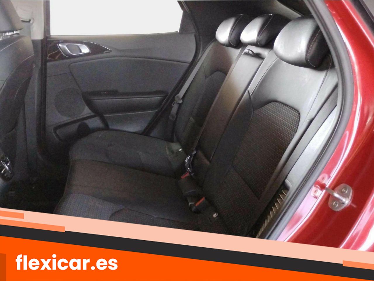 Foto Kia XCeed 12