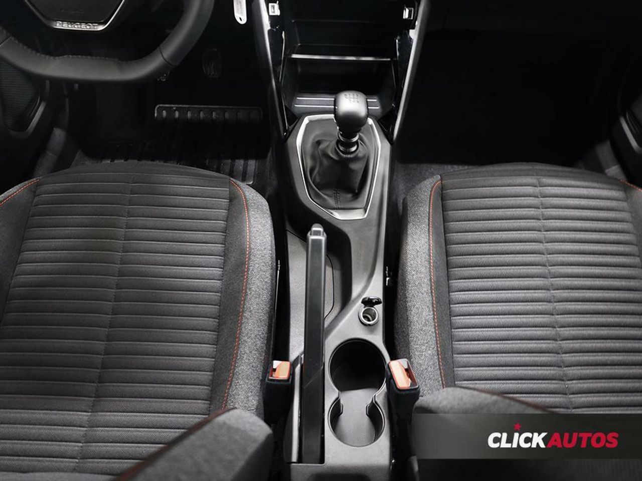Foto Peugeot 2008 12