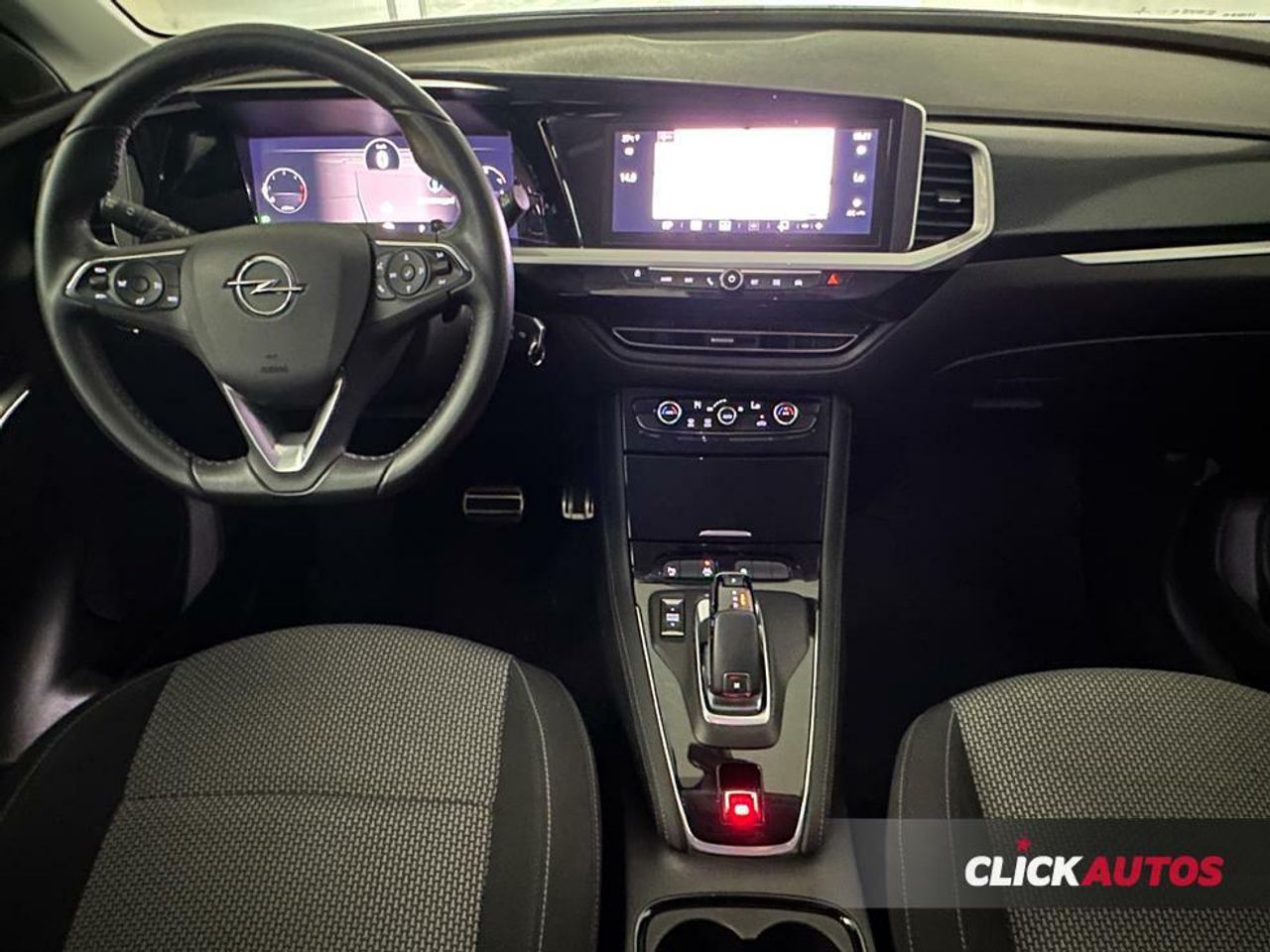 Foto Opel Grandland X 10
