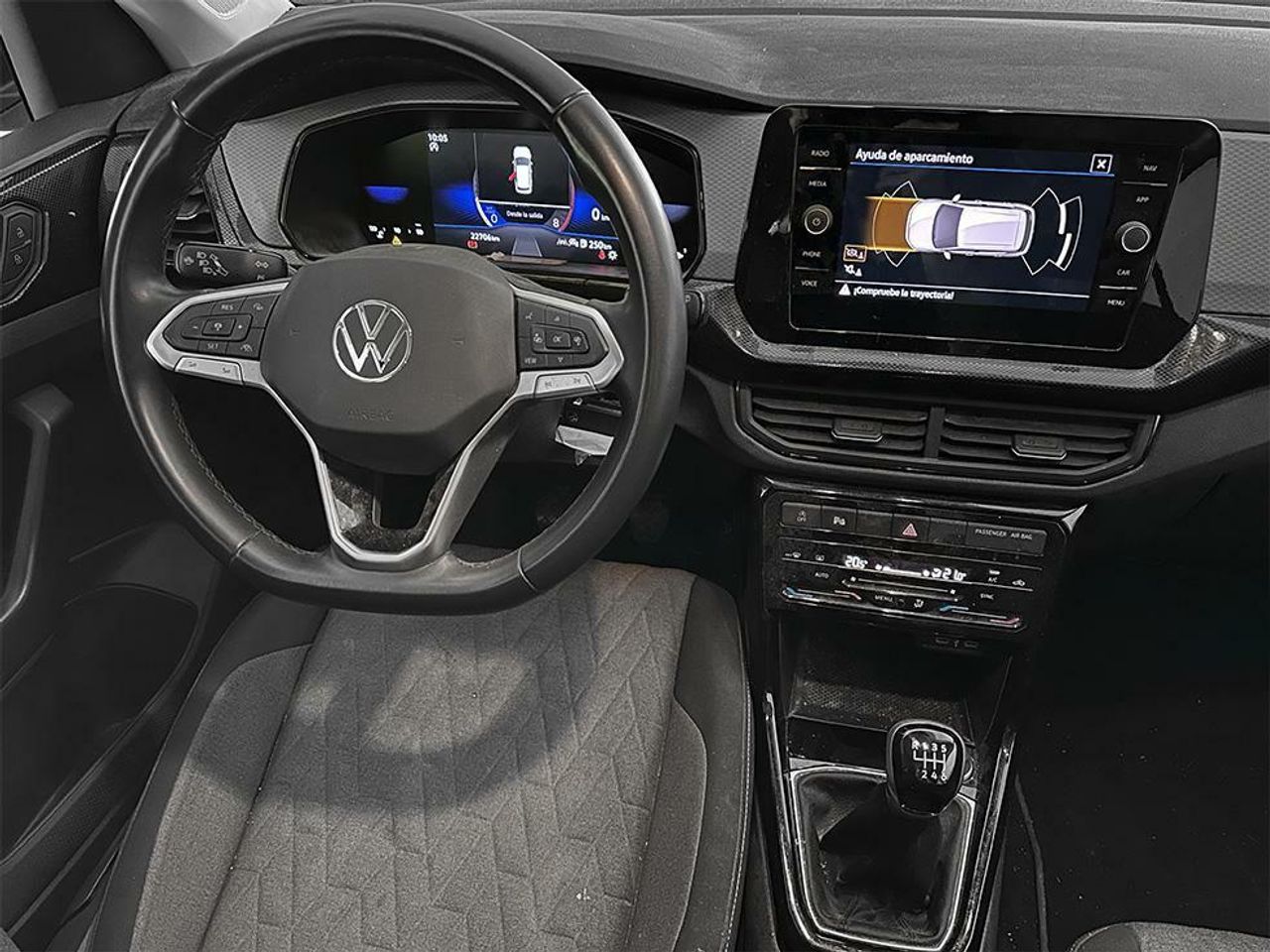 Foto Volkswagen T-Cross 9