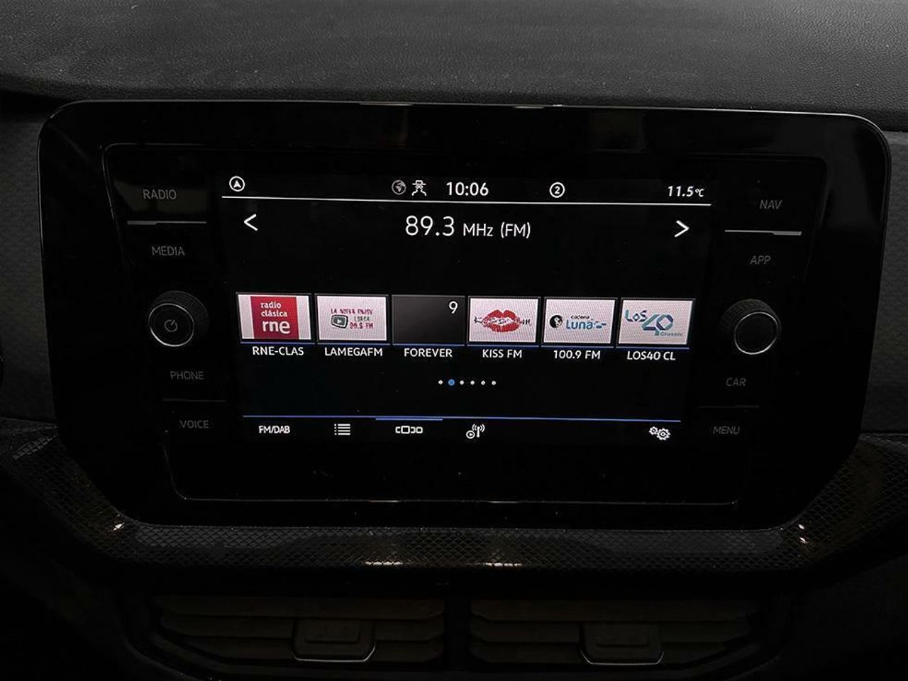Foto Volkswagen T-Cross 16