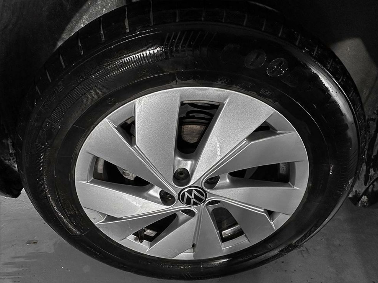 Foto Volkswagen T-Cross 23