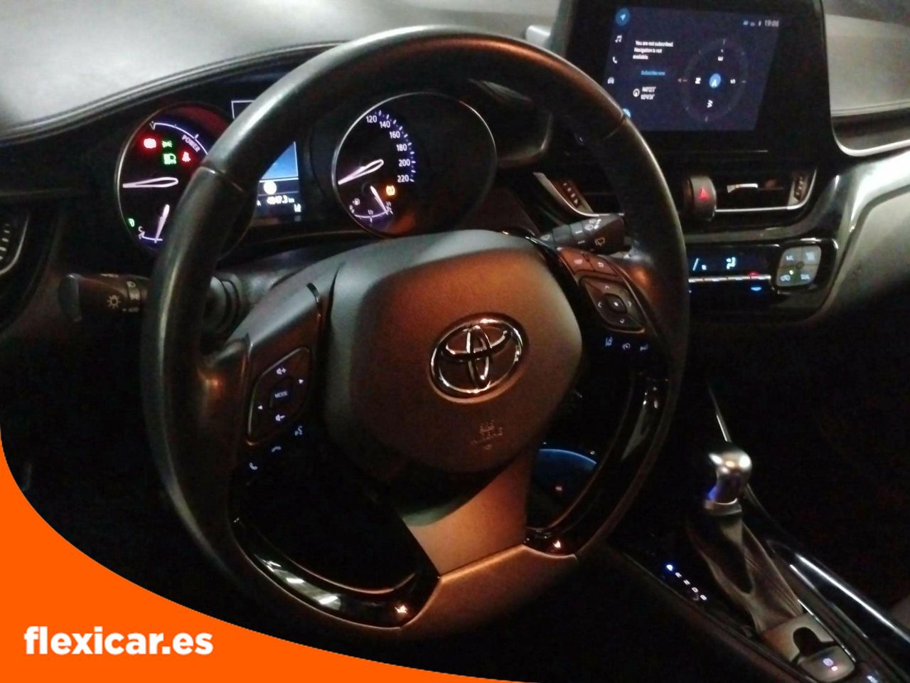 Foto Toyota C-HR 22