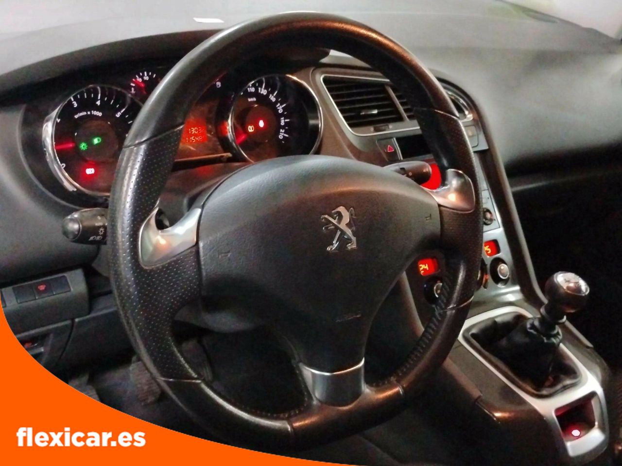 Foto Peugeot 5008 8